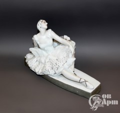 Скульптура "Анна Павлова а роли "Умирающий лебедь"